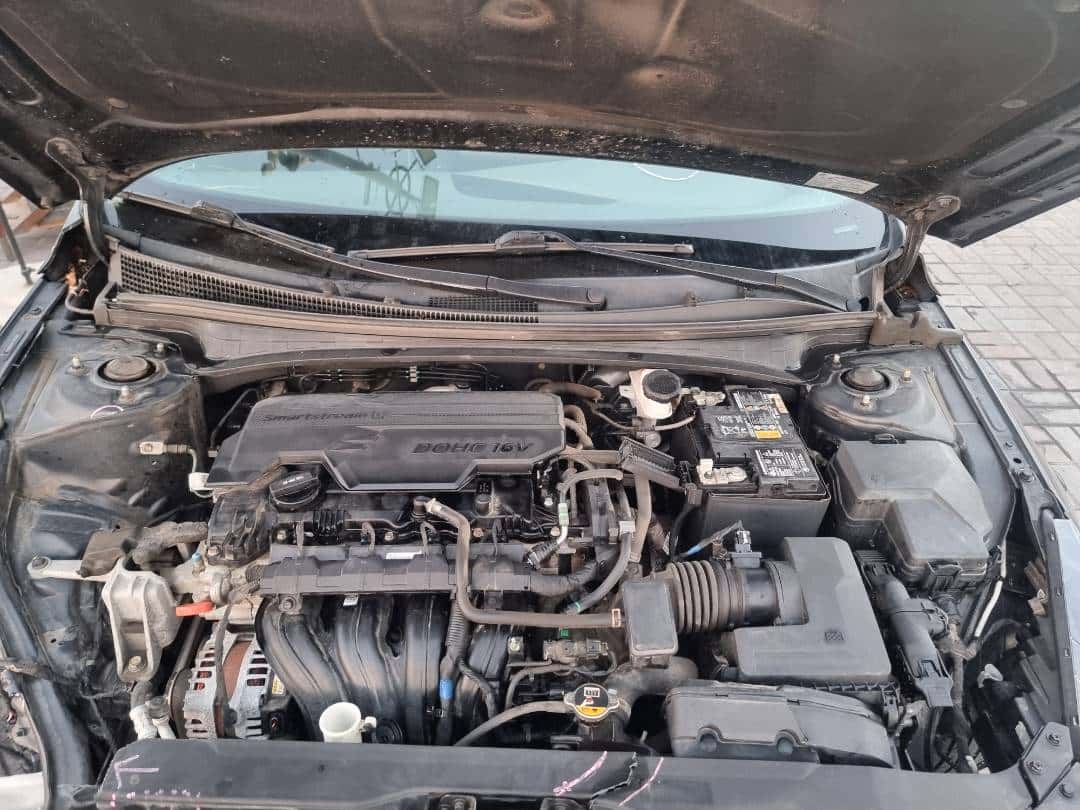 HYUNDAI ELANTRA 2021 thumbnail 5