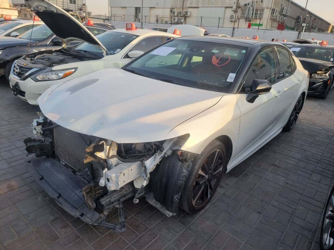 Toyota Camry 2019 thumbnail 3