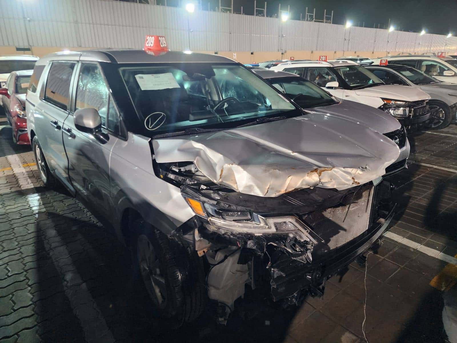 Kia CARNIVAL LX 2023 thumbnail 2