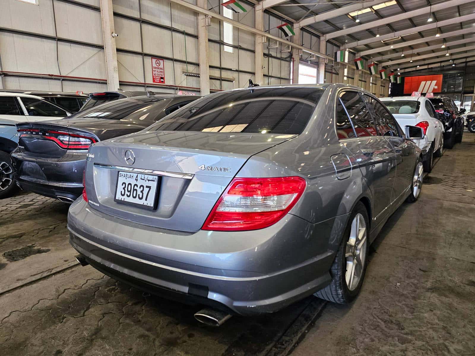MERCEDES BENZ C300 2010 thumbnail 2