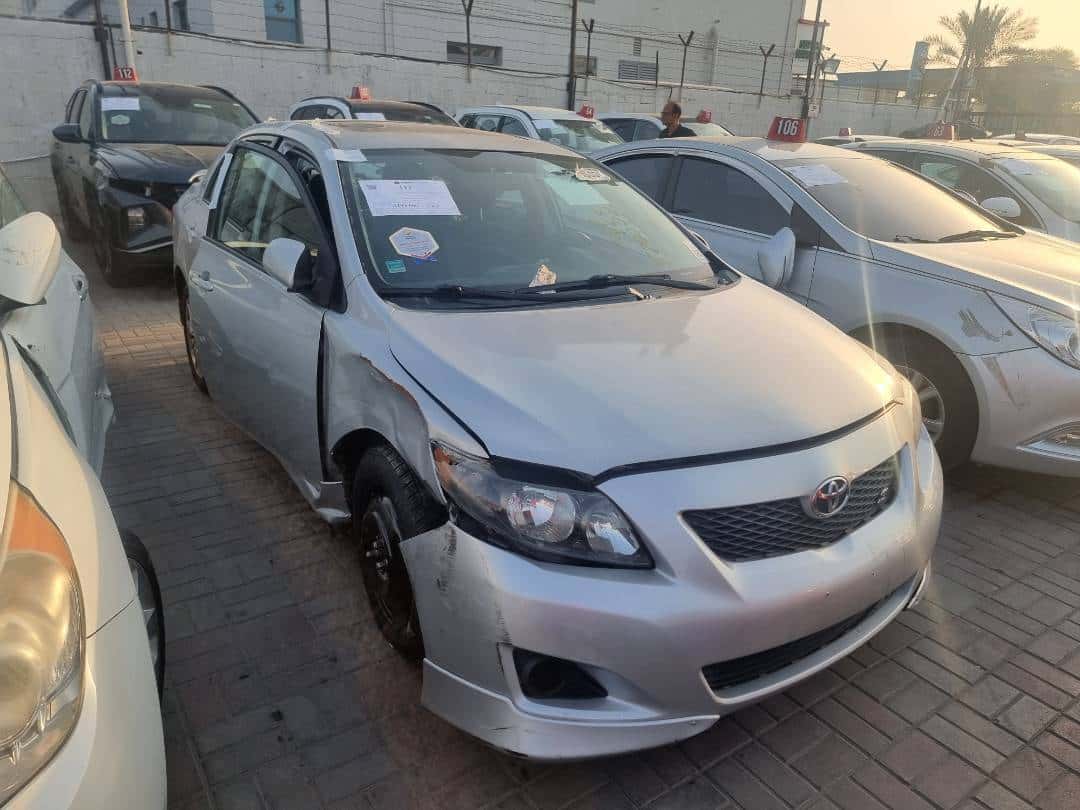 TOYOTA COROLLA 2010 thumbnail 3