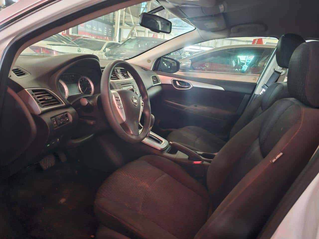 Nissan Sentra 2013 thumbnail 7