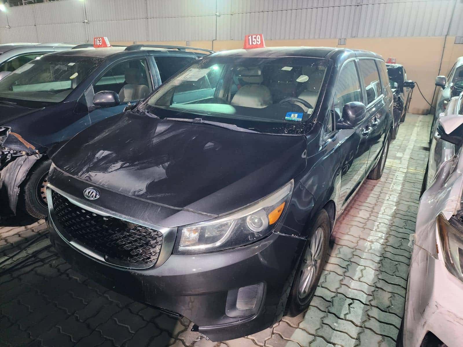 KIA SEDONA 2018 thumbnail 5