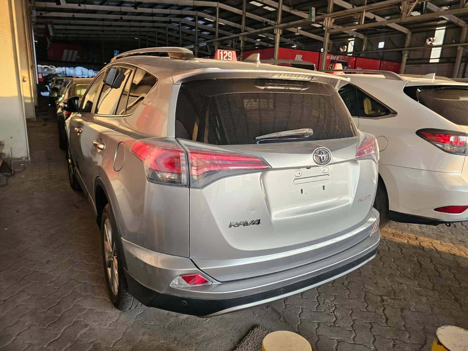 Toyota RAV4 2017 thumbnail 1