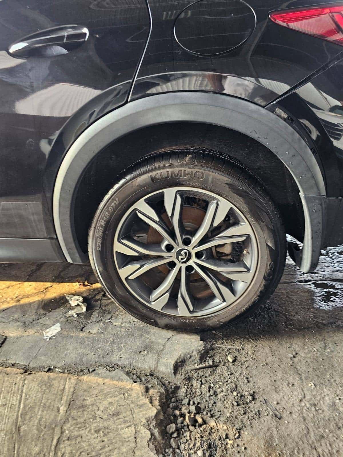 INFINITI QX30 2017 thumbnail 4