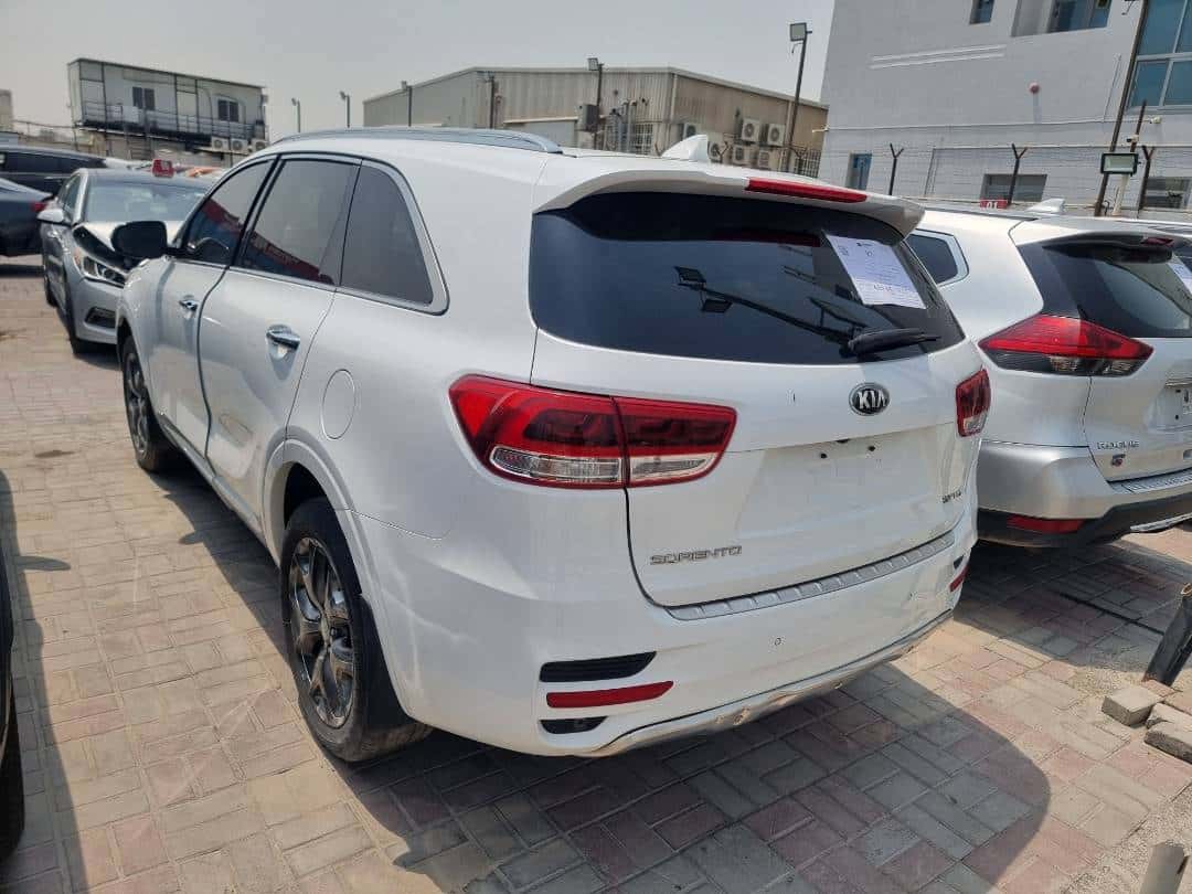 Kia Sorento 2017 thumbnail 4