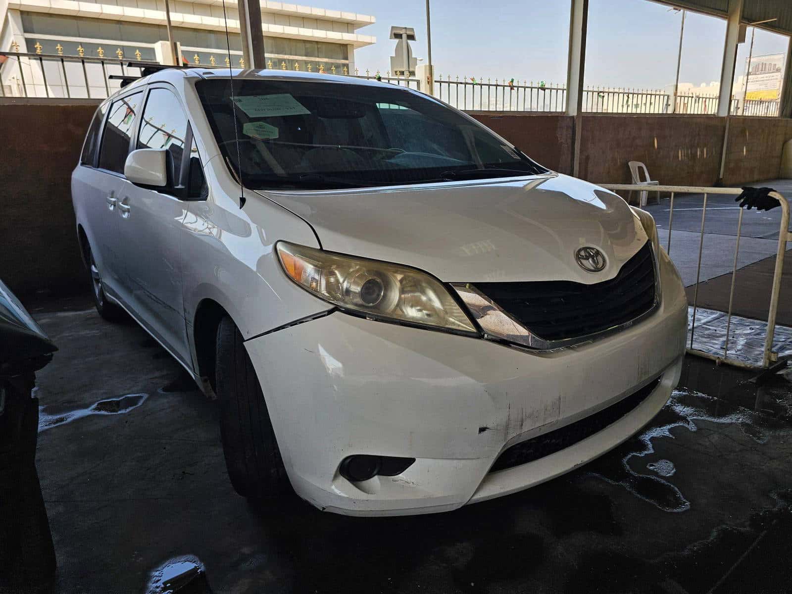 TOYOTA SIENNA 2012 thumbnail 3