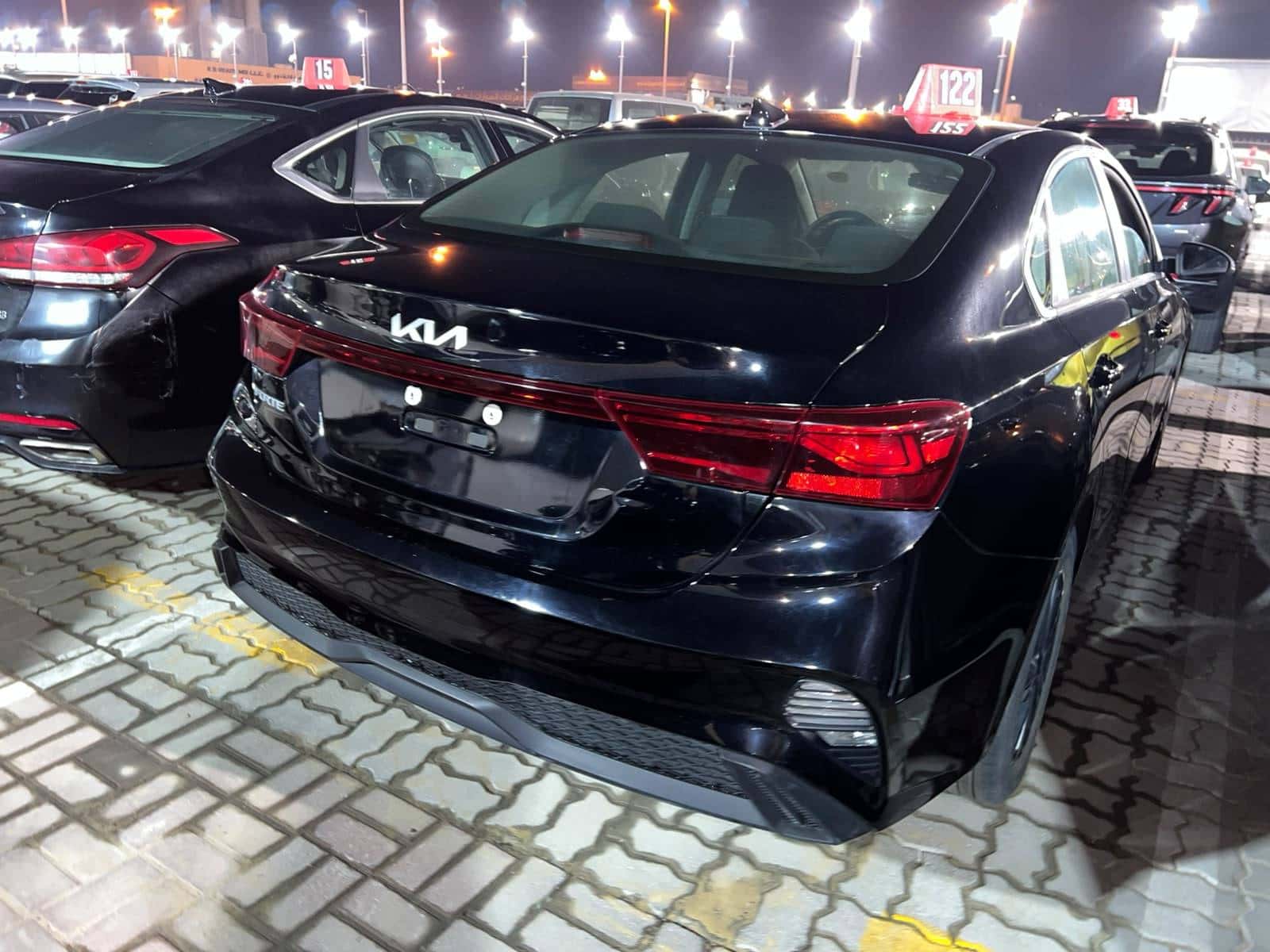 Kia Forte 2024 thumbnail 2