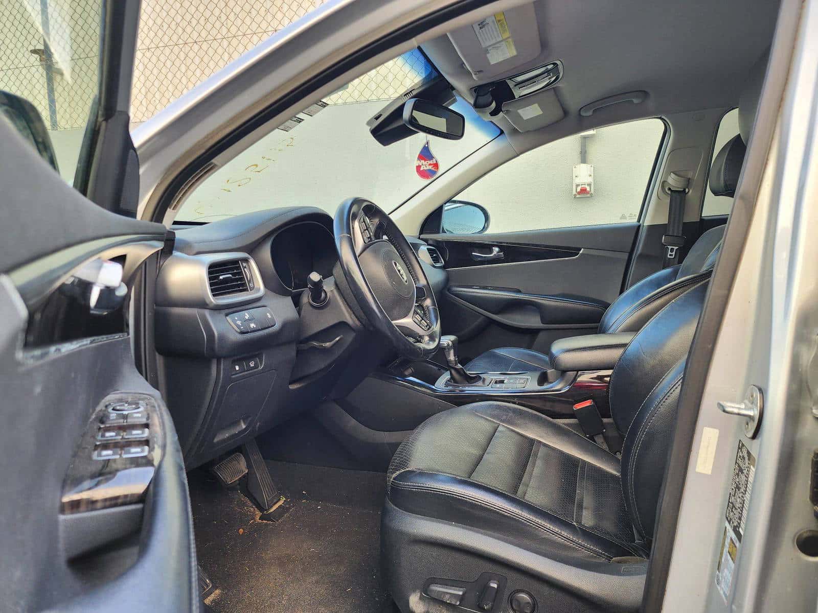 KIA SORENTO - Exterior