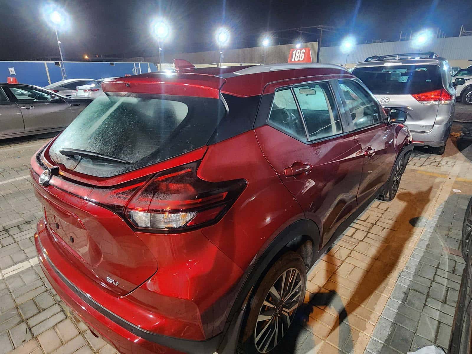 NISSAN KICKS 2023 thumbnail 3