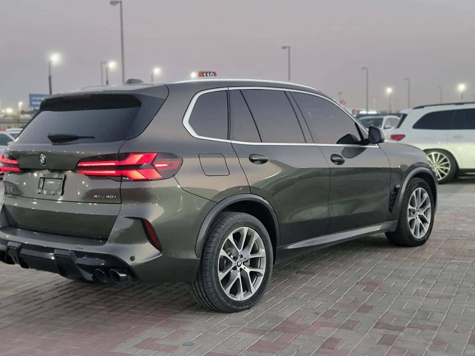 BMW X5 XDRIVE40I 2024 thumbnail 3
