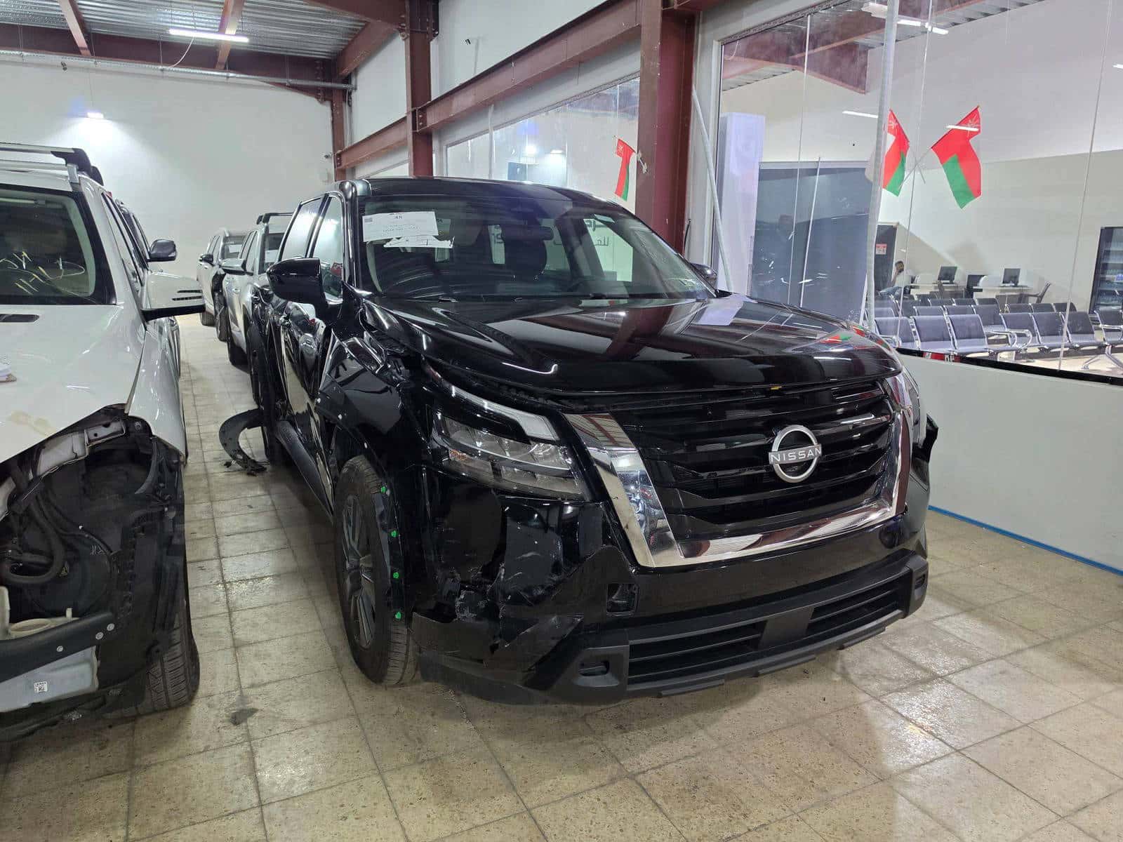 NISSAN PATHFINDER 2024 thumbnail 3
