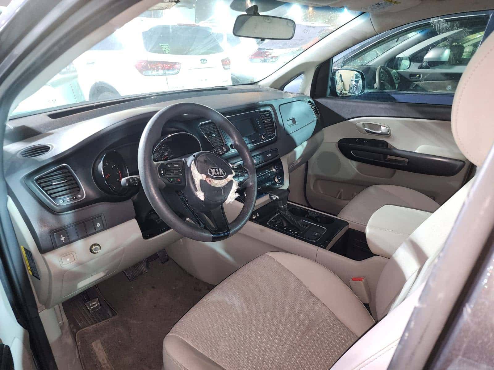 KIA SEDONA 2018 thumbnail 7