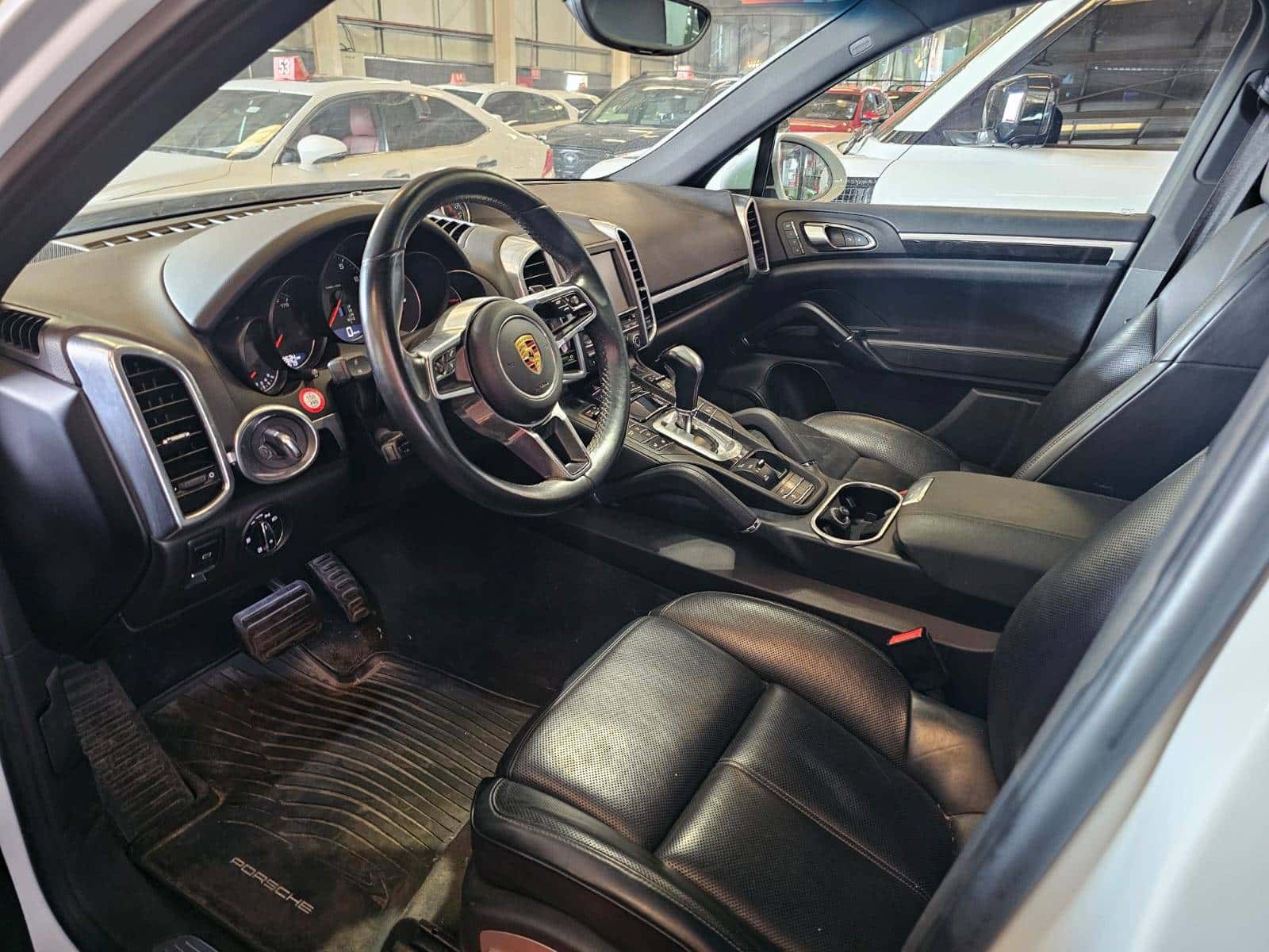 Porsche Cayenne 2016 thumbnail 7