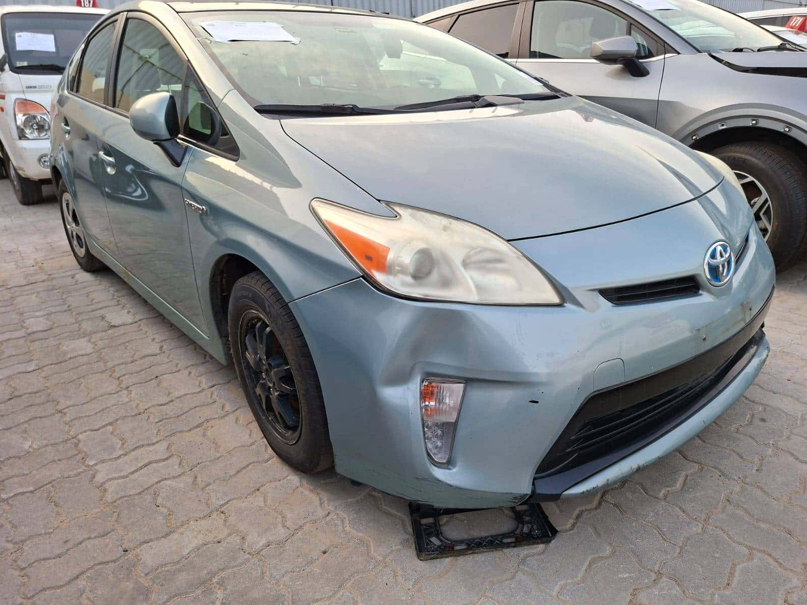 TOYOTA PRIUS 2013 thumbnail 2