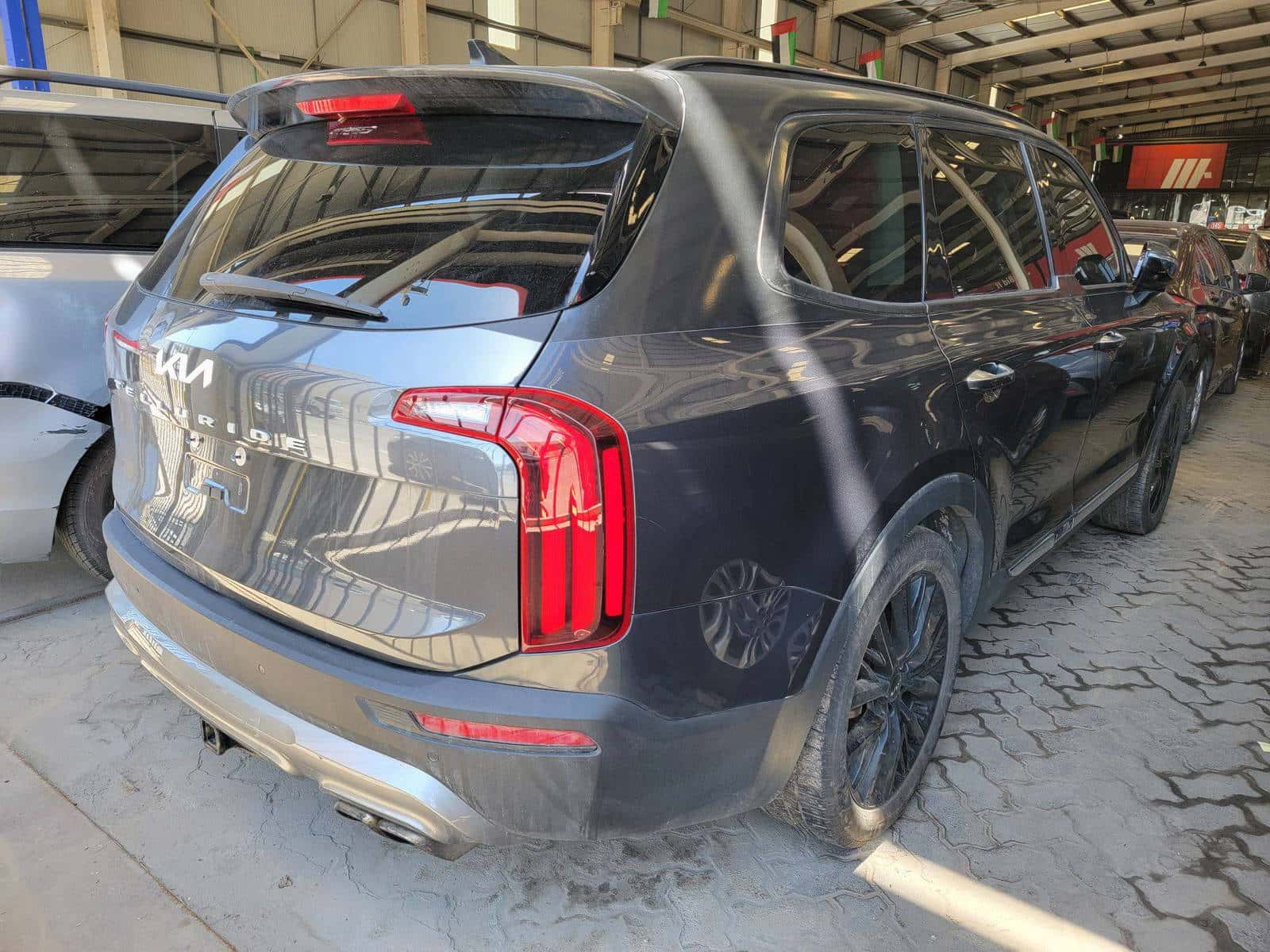 KIA TELLURIDE 2022 thumbnail 2