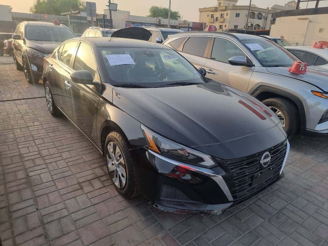 NISSAN ALTIMA 2023 thumbnail 2