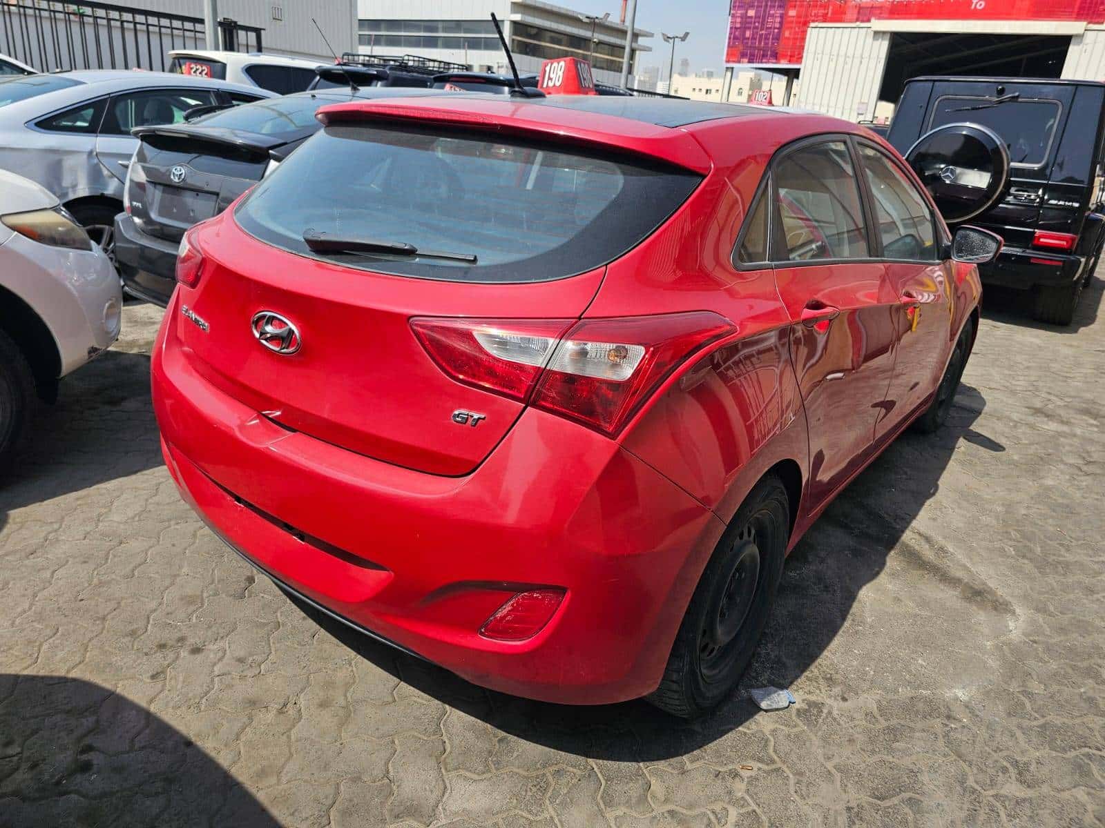 Hyundai Elantra 2013 thumbnail 1