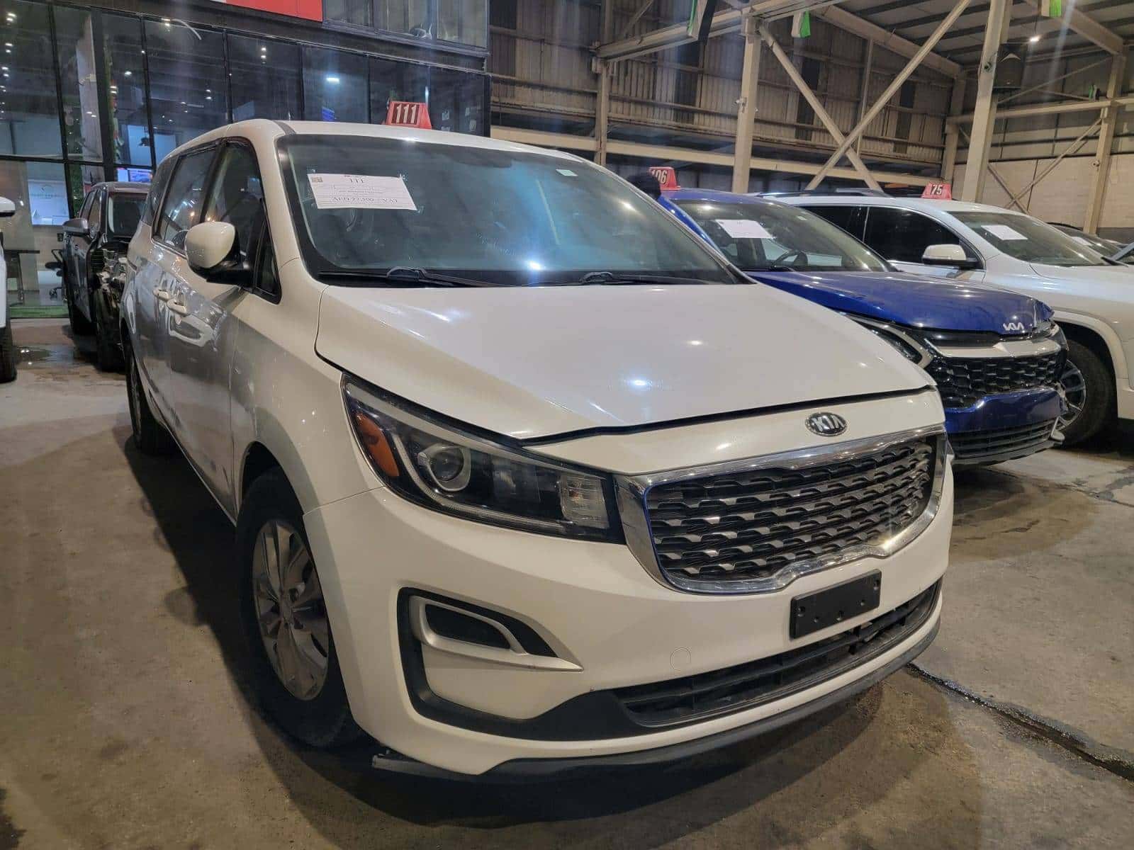 KIA SEDONA 2019 thumbnail 1