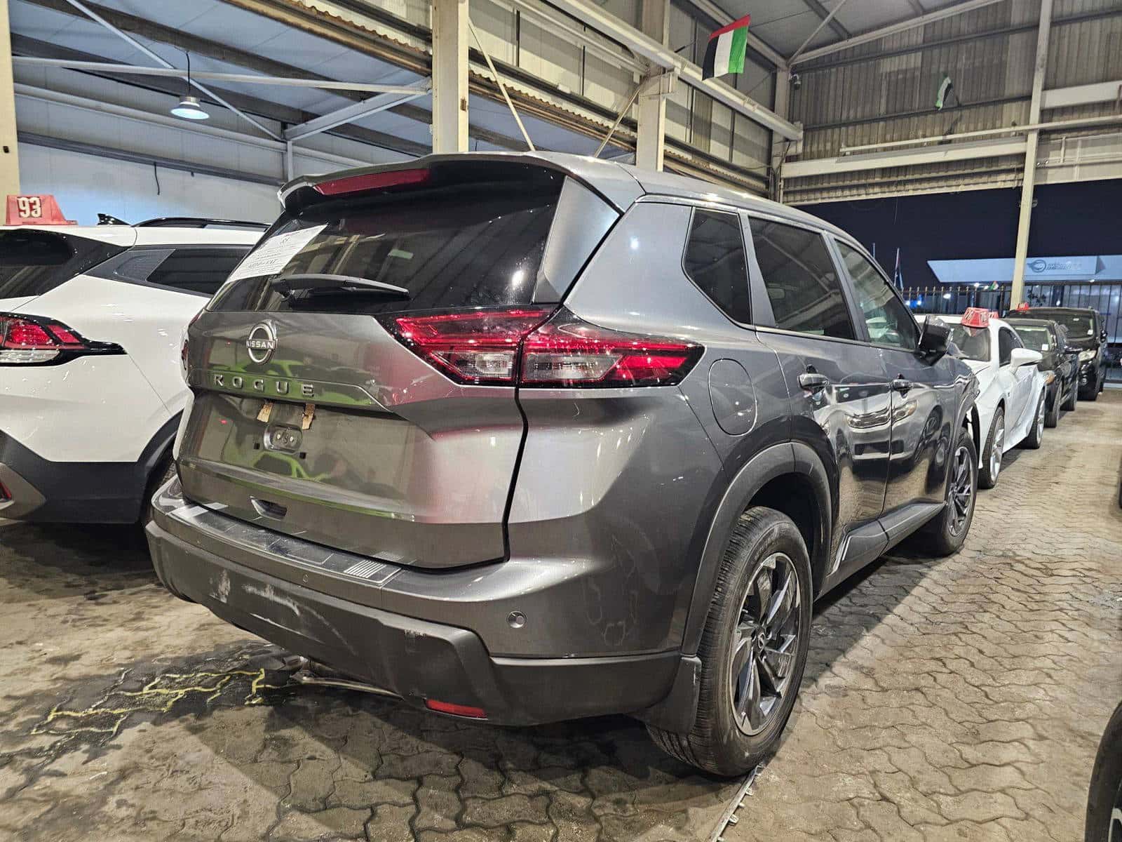 NISSAN ROGUE - Exterior