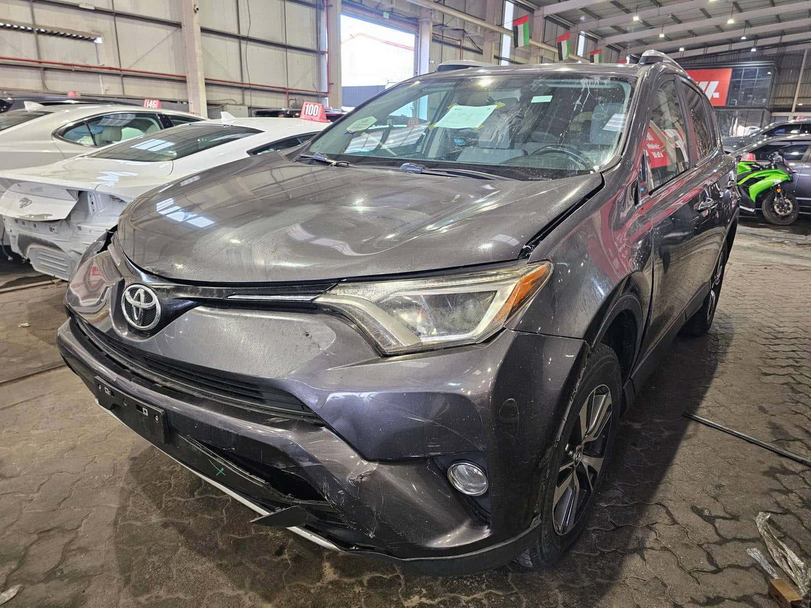 TOYOTA RAV4 2016 thumbnail 4