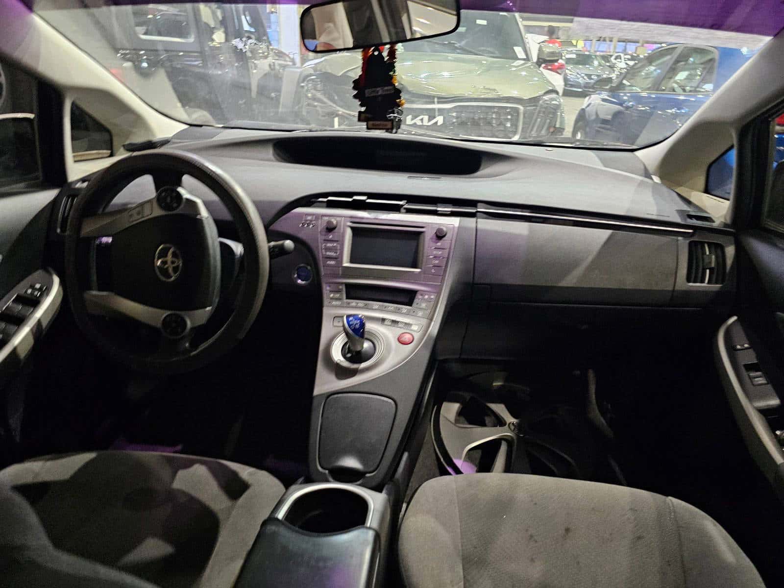 TOYOTA PRIUS 2012 thumbnail 7
