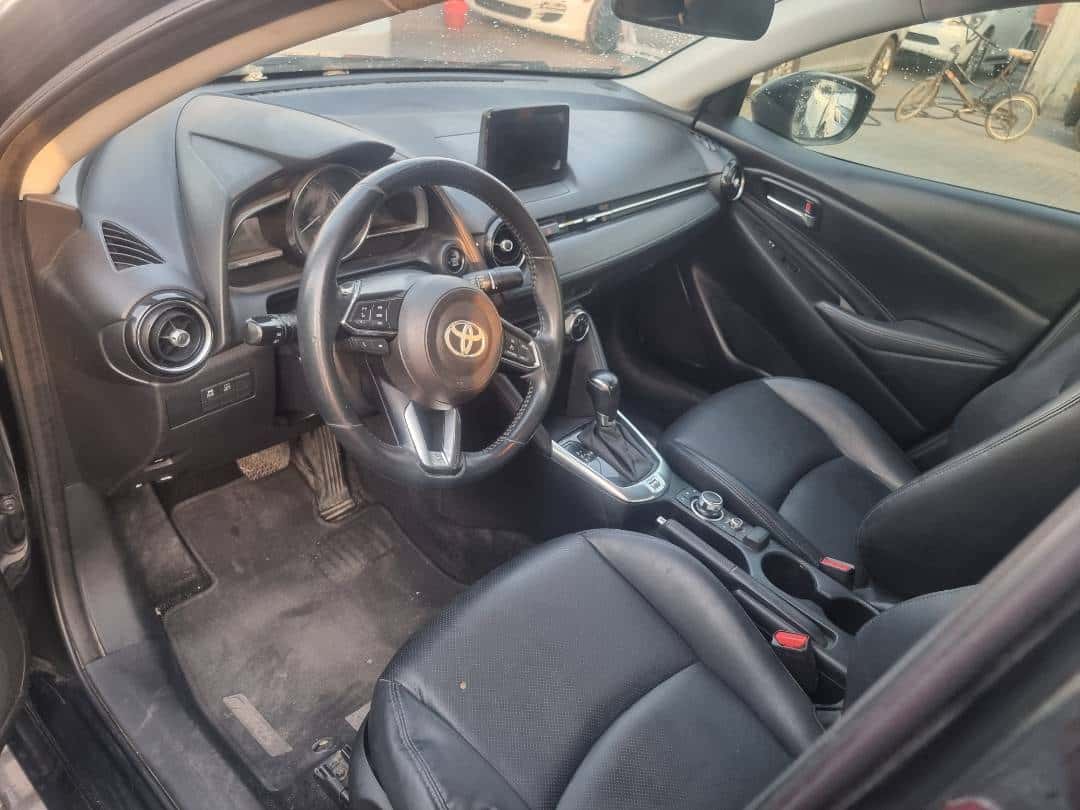 TOYOTA YARIS 2019 thumbnail 3