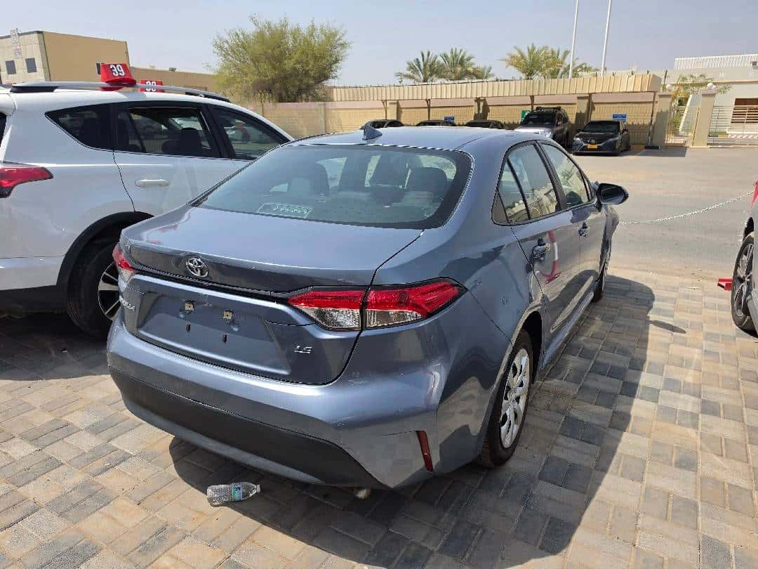 TOYOTA COROLLA 2024 thumbnail 1