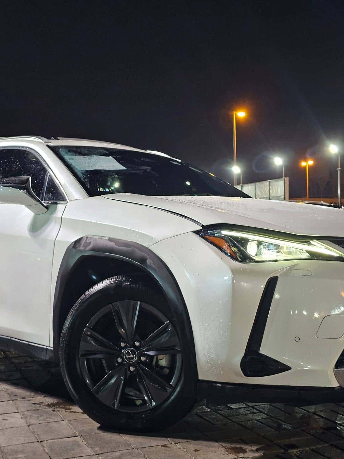 LEXUS UX 300H 2025 thumbnail 6