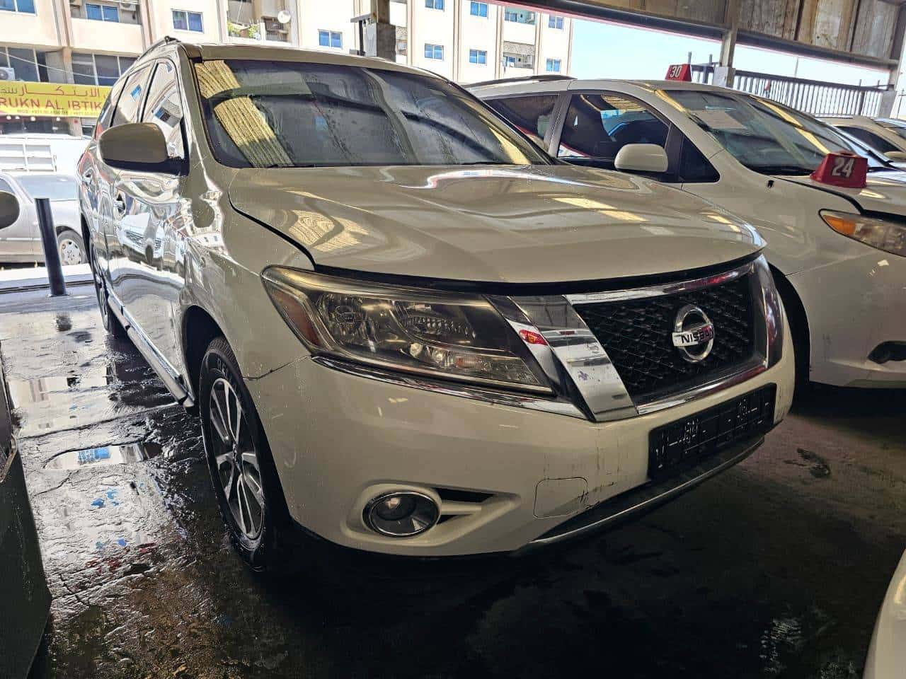 Nissan Pathfinder 2013 thumbnail 1