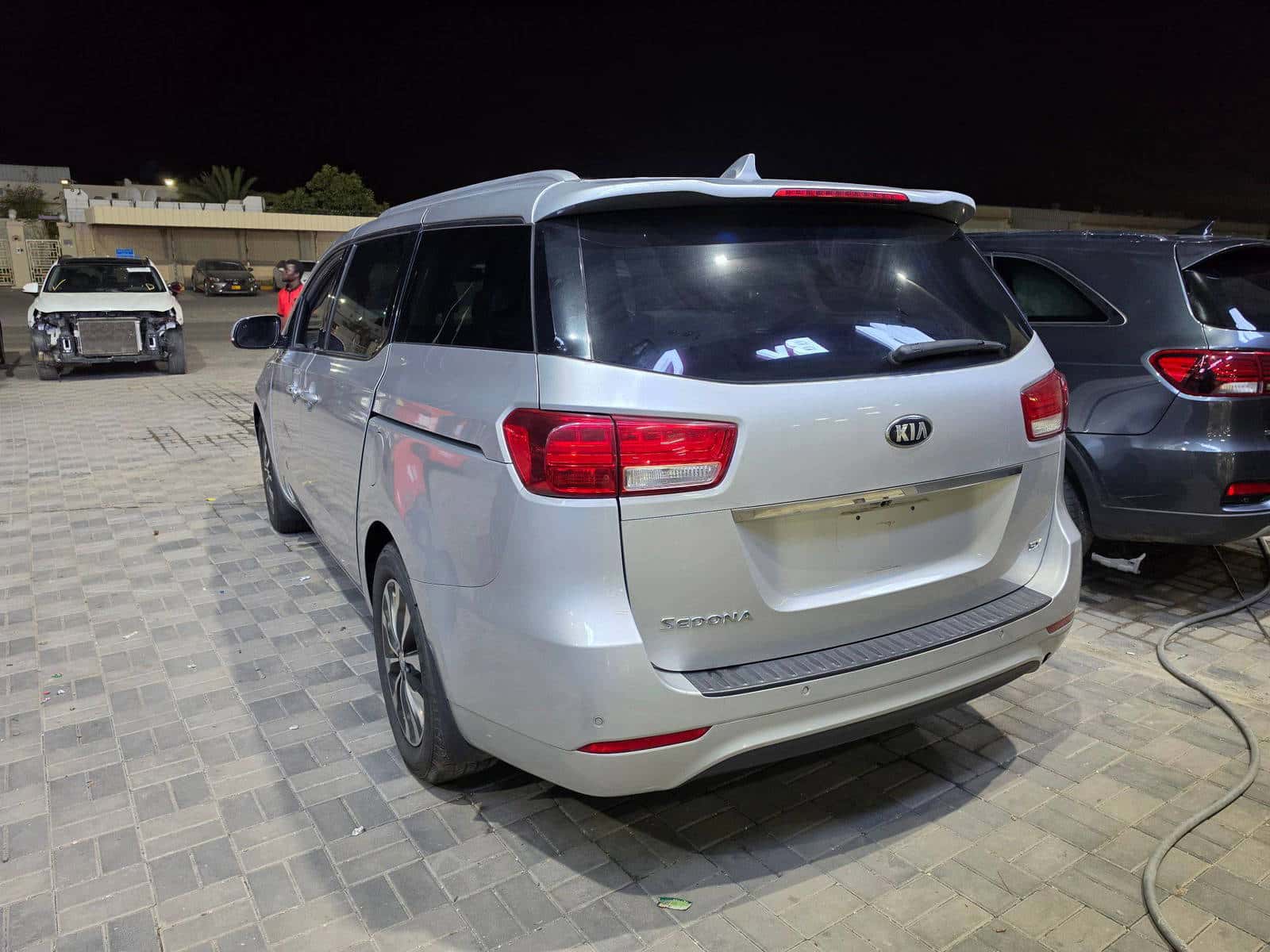 KIA SEDONA 2018 thumbnail 5