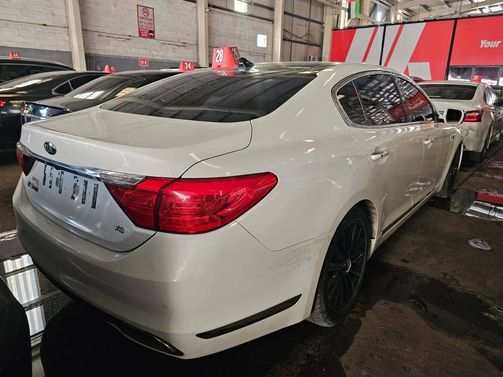 Kia K900 2015 thumbnail 2