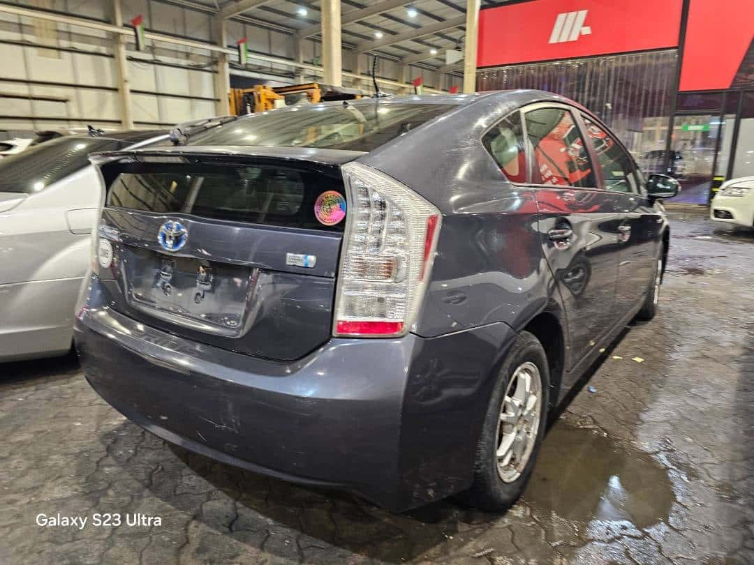 TOYOTA PRIUS - Exterior