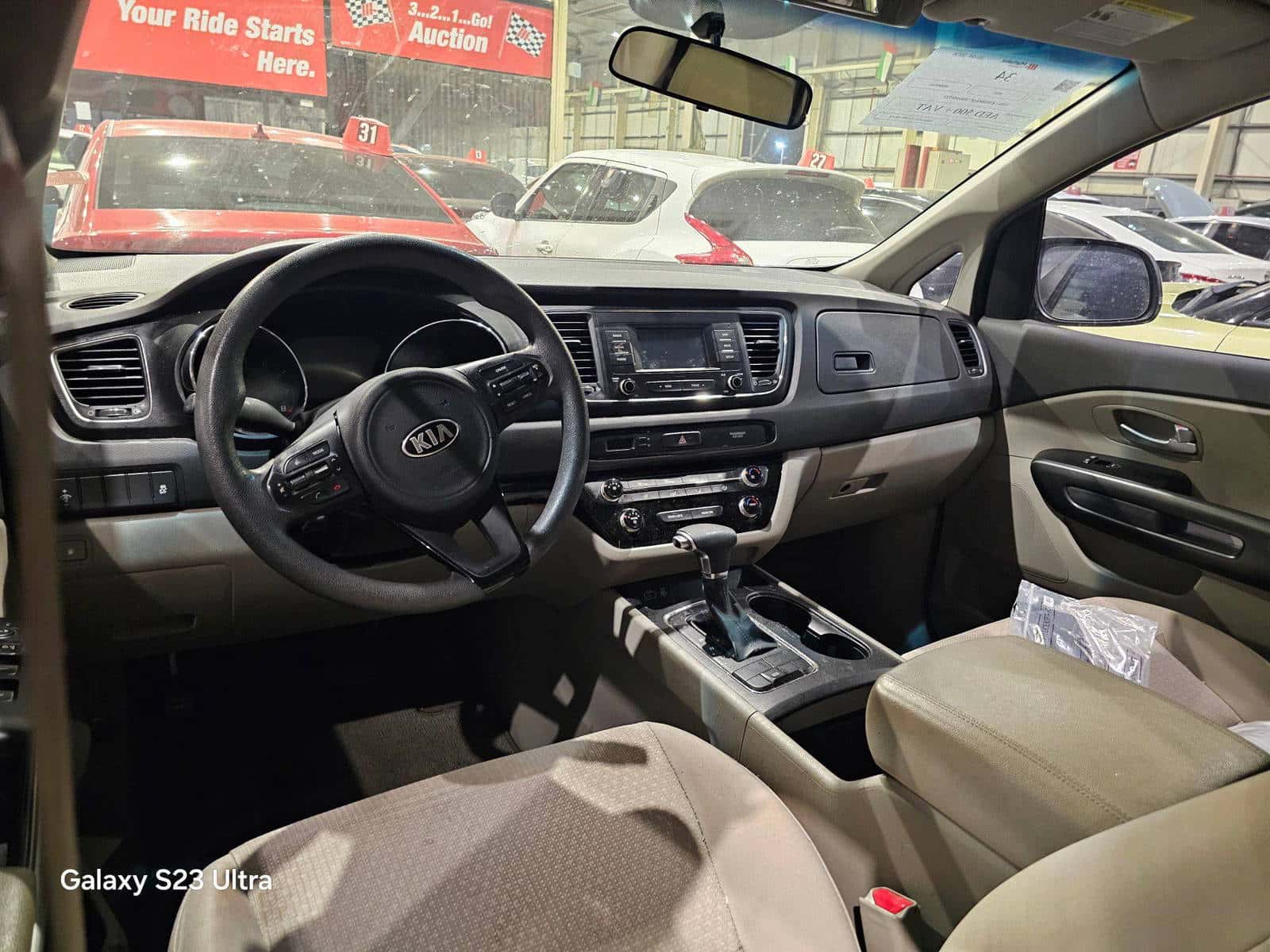 KIA SEDONA 2018 thumbnail 7
