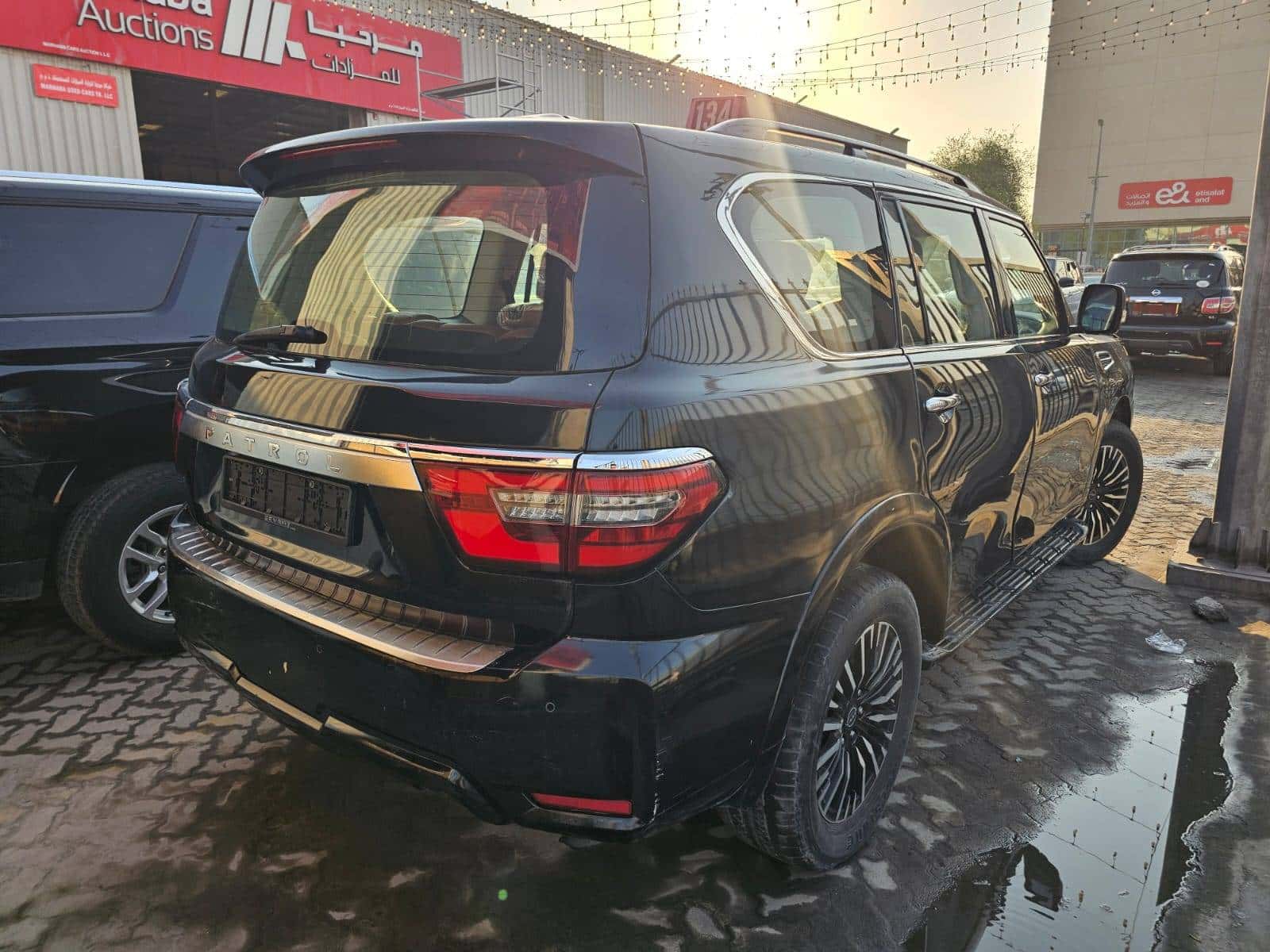 Nissan Armada 2020 thumbnail 3