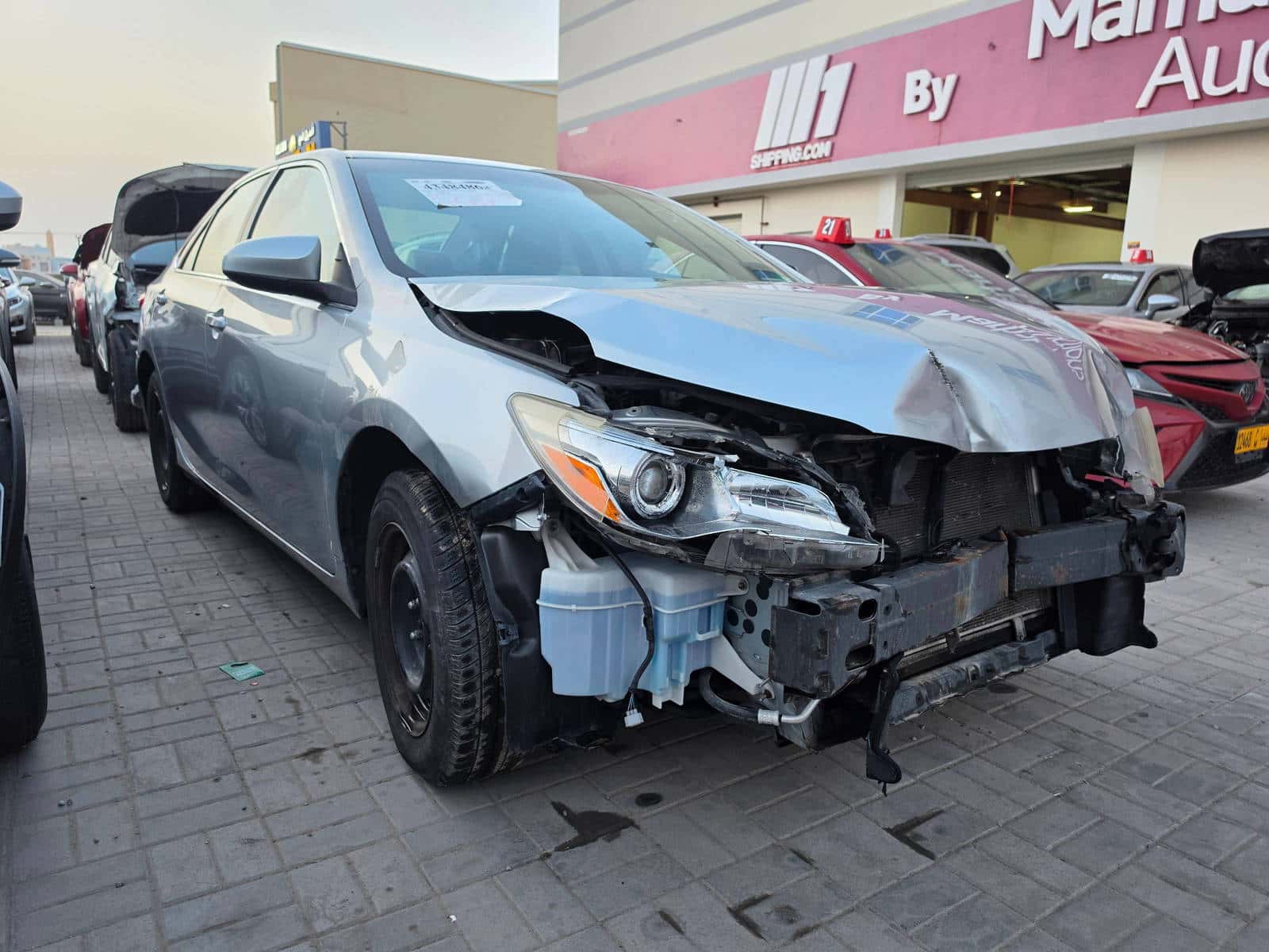 Toyota Camry 2015 thumbnail 3