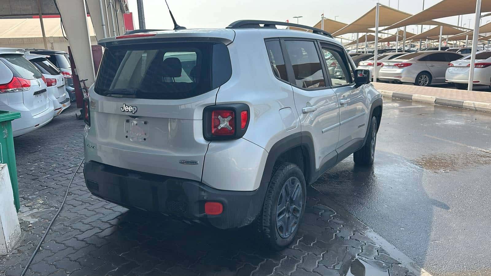 Jeep RENEGADE LATITUDE 2017 thumbnail 4