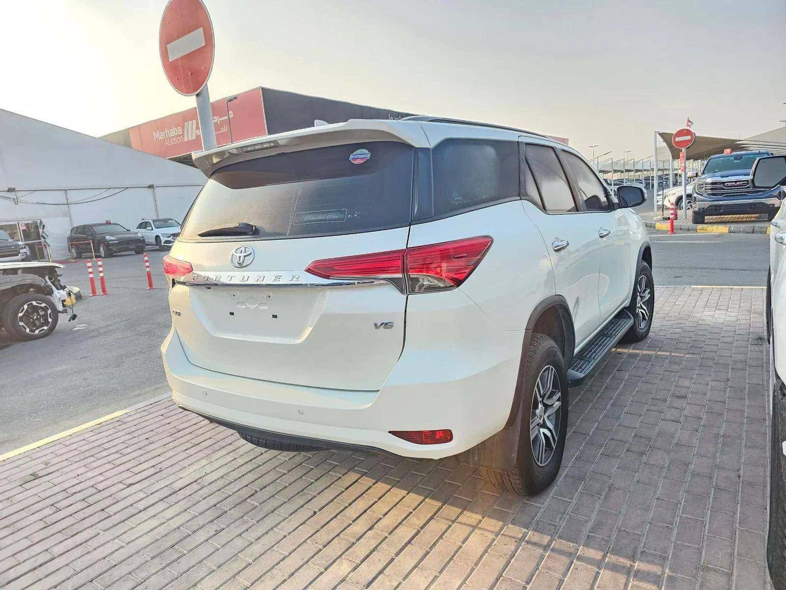 Toyota FORTUNER 2020 thumbnail 3