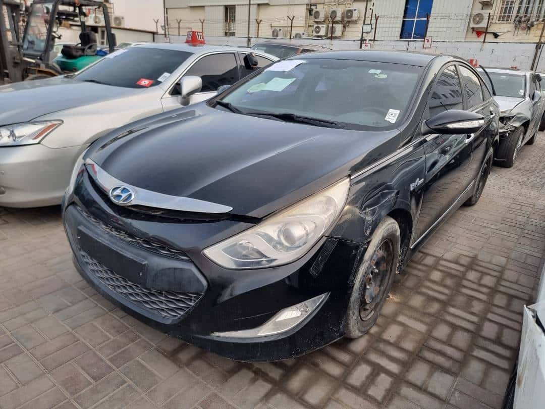 HYUNDAI SONATA - Exterior
