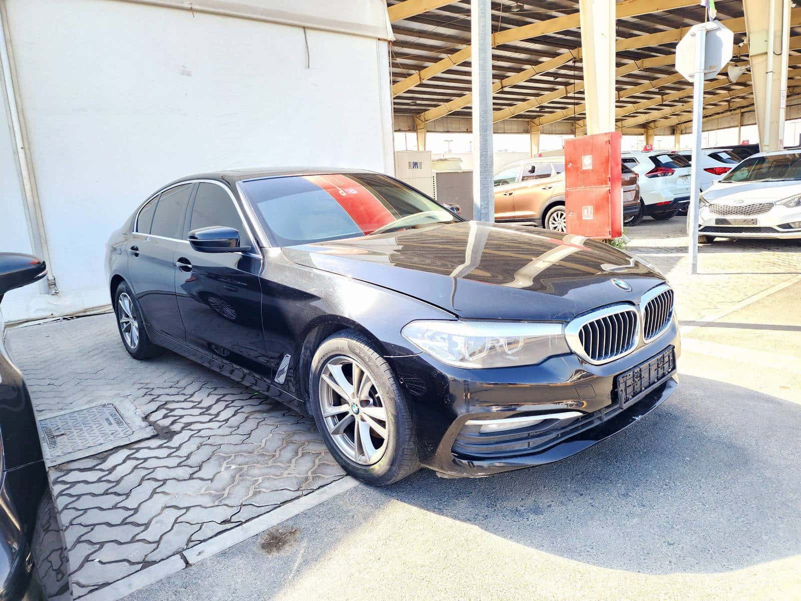 BMW 520I - Exterior