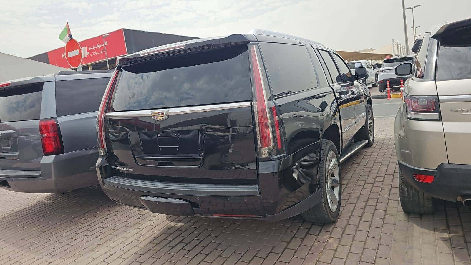 CADILLAC ESCALADE - Exterior
