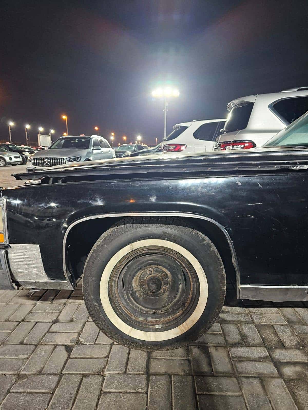 CADILLAC Allante 1981 thumbnail 5