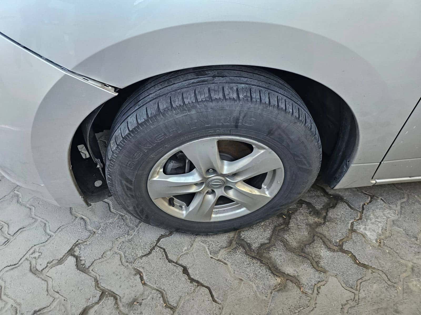 NISSAN QUEST 2017 thumbnail 5