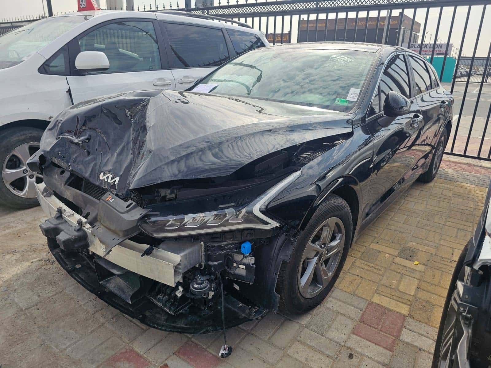 KIA K5 2023 thumbnail 5