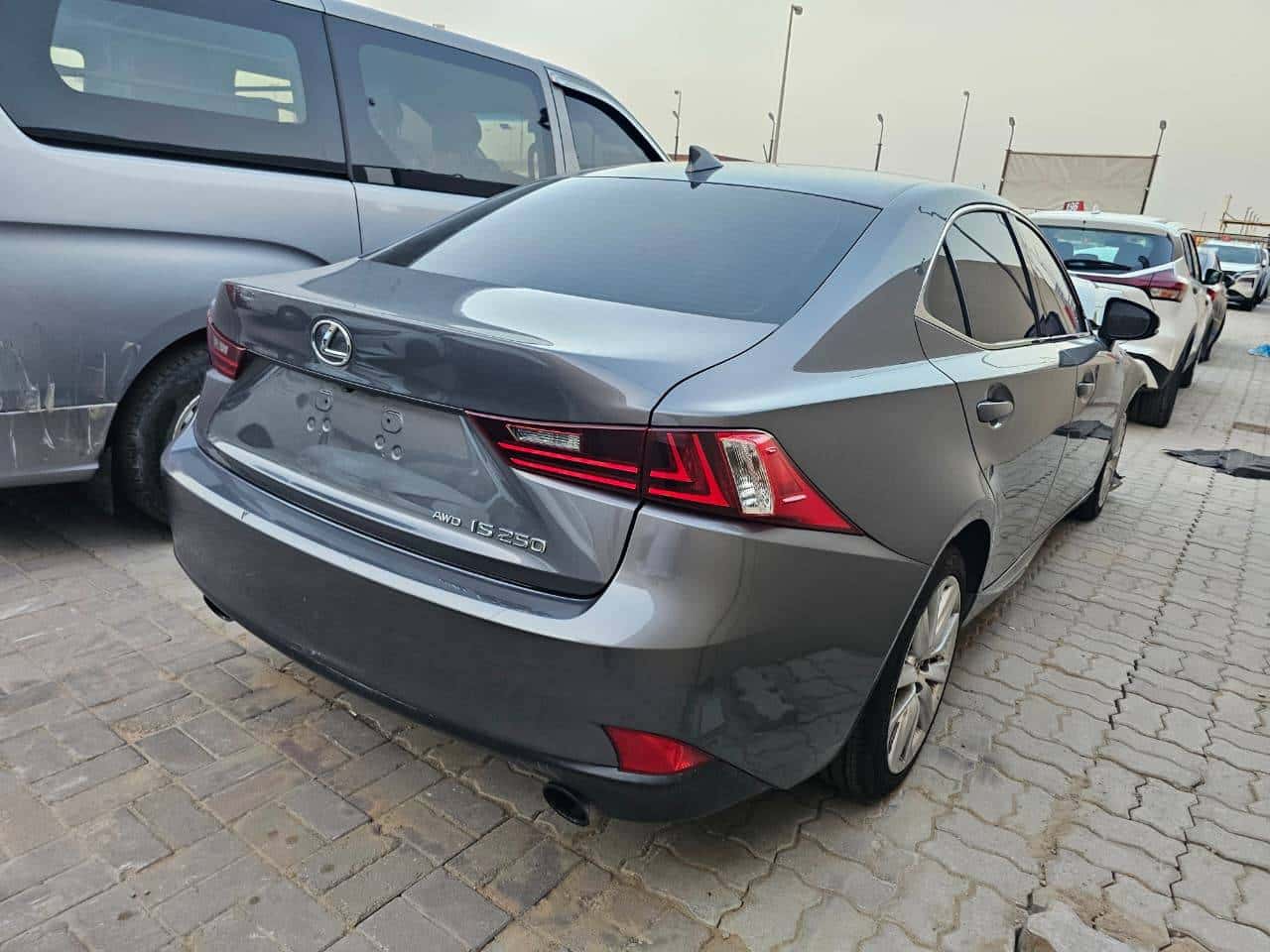 LEXUS IS 250 2014 thumbnail 2