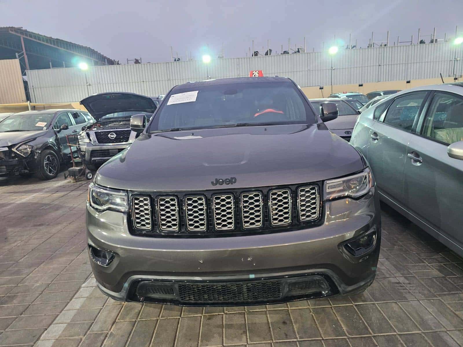 Jeep Grand Cherokee 2020 thumbnail 2
