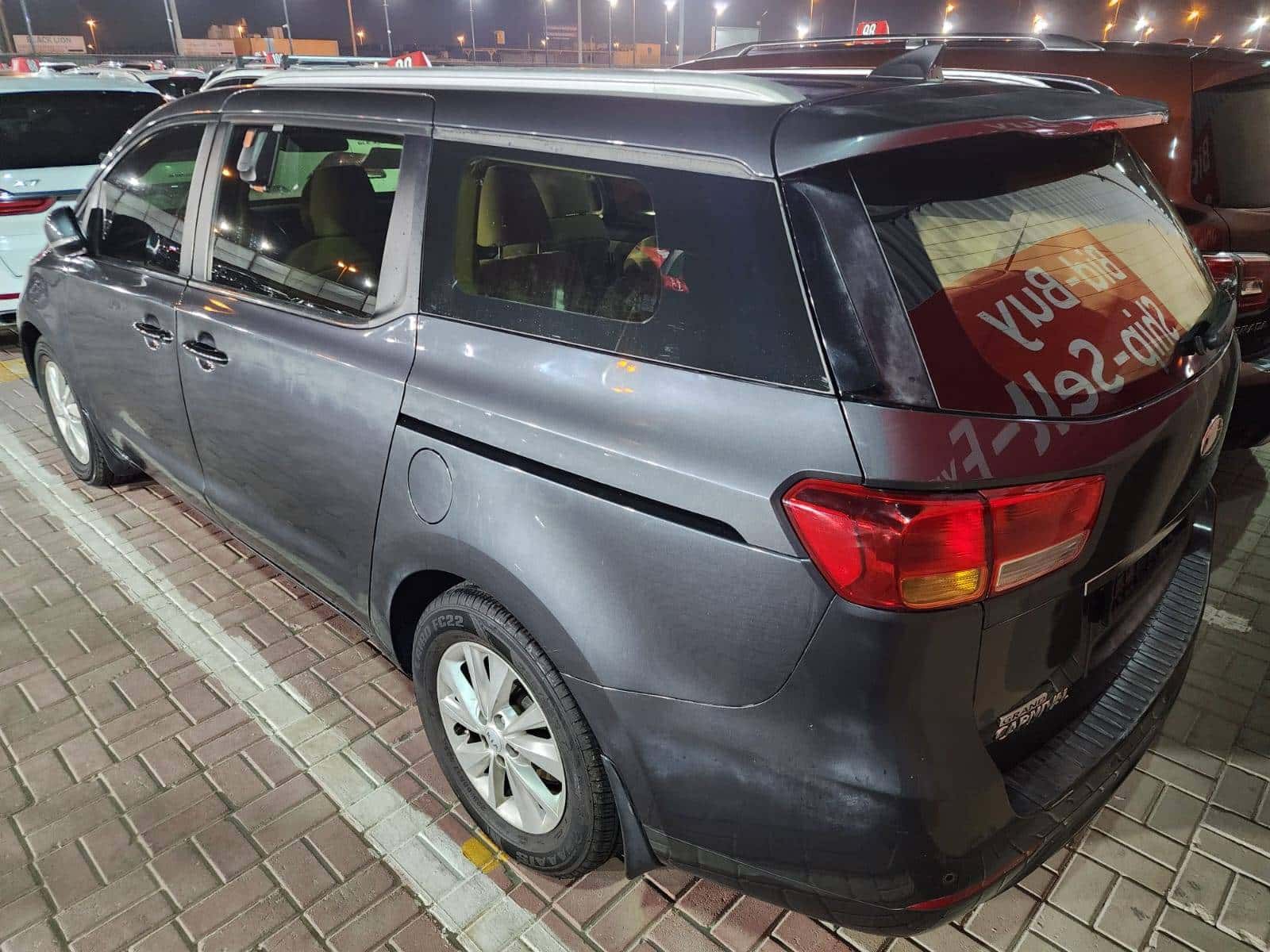 KIA CARNIVAL LX 2017 thumbnail 5