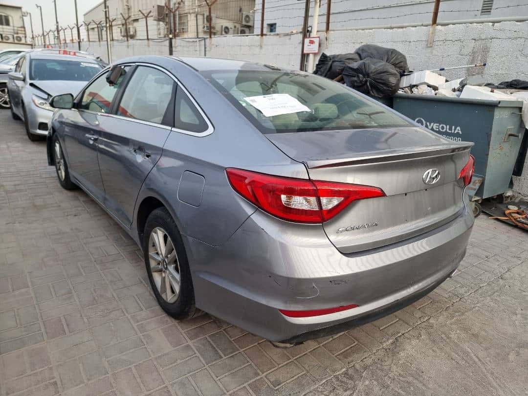 Hyundai Sonata 2015 thumbnail 4