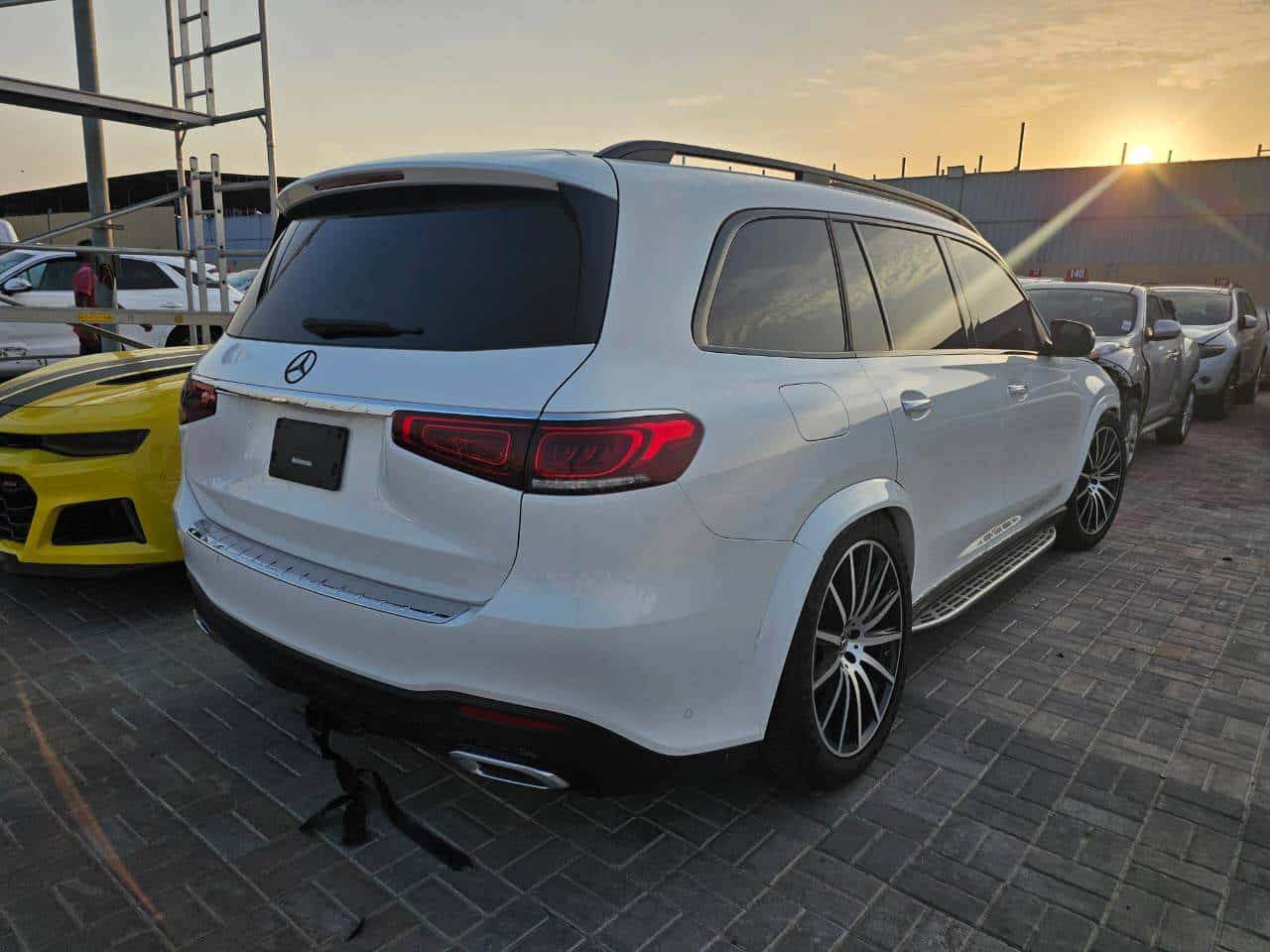 MERCEDES BENZ GLS 450 2023 thumbnail 1