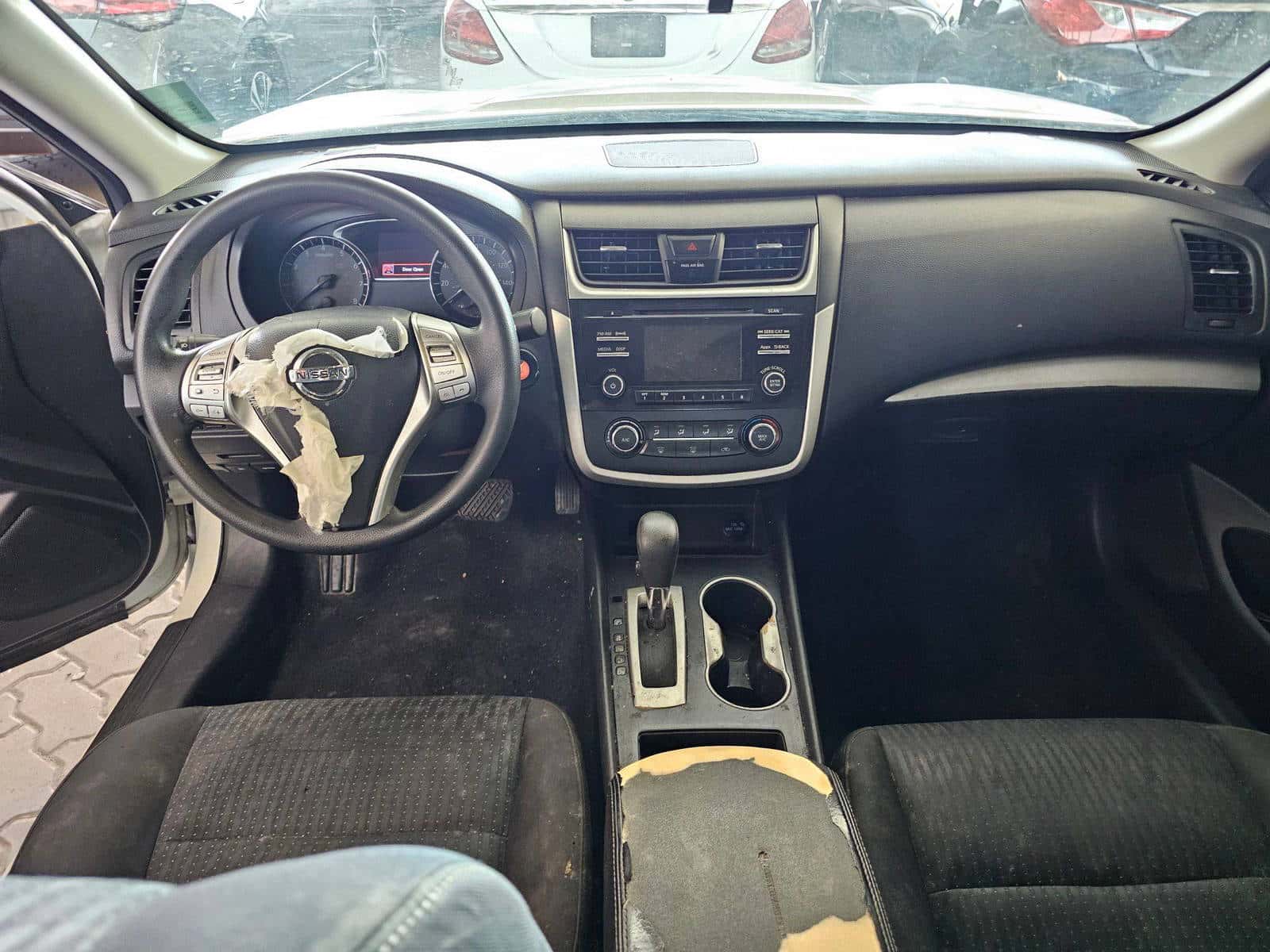 NISSAN ALTIMA - Exterior